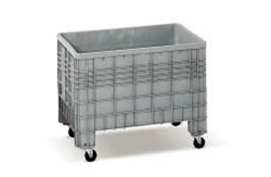 ארגז פלסטיק גדול על גלגלים