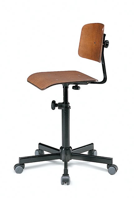 כסא עבודה מעץ
