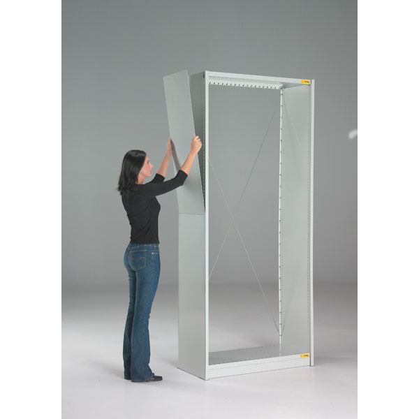 מדפים ממתכת למשרד