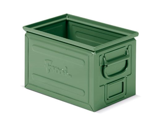 מיכלי אחסון ממתכת