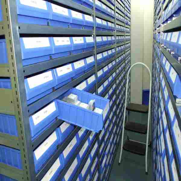 מערכת אחסון FST לקופסאות