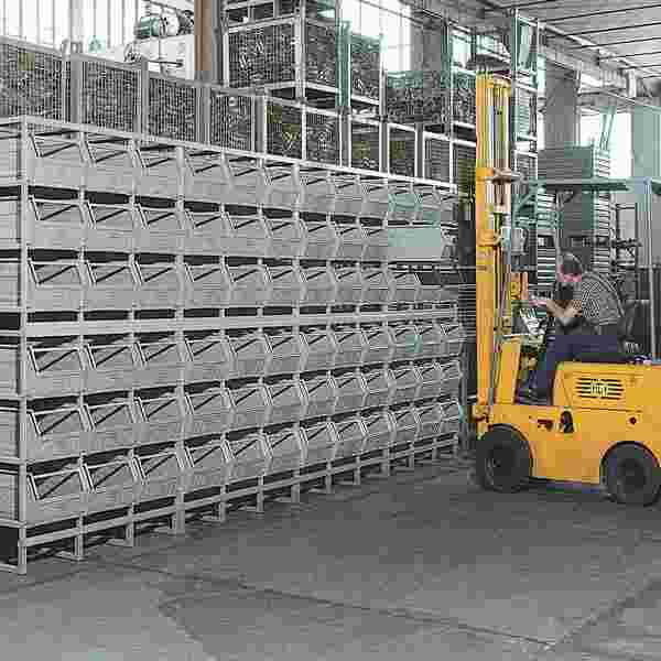 מערכת אחסון לארקליות מתכת