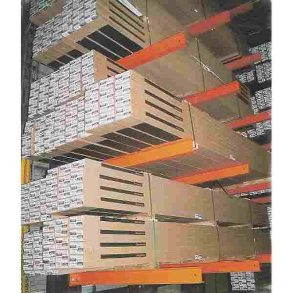 קנטיליבר לאחסון בגובה