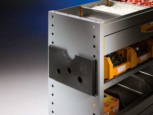 זיווד רכב- תא לניירת