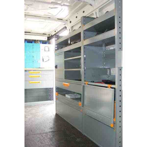 מדפים לרכב מסחרי